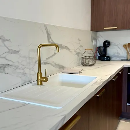 Neuf Contemporain Apartment *