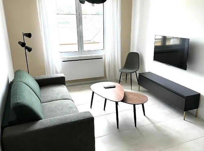 Neuf Contemporain * Лурд